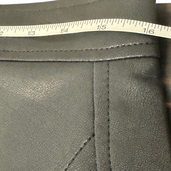 NWT [BLANK NYC ] Black Vegan Leather Mini Skirt - Picture 10 of 11